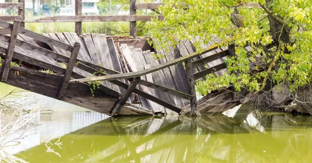 Eingestürzte Brücke